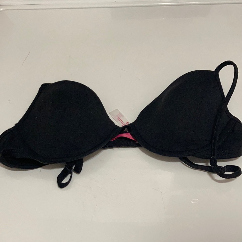 Victoria’s Secret PINK tshirt bra 34B
